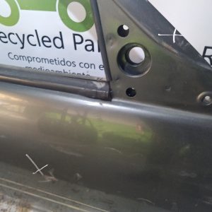Puerta Delantera Derecha Chevrolet Corsa (05456615) Lp