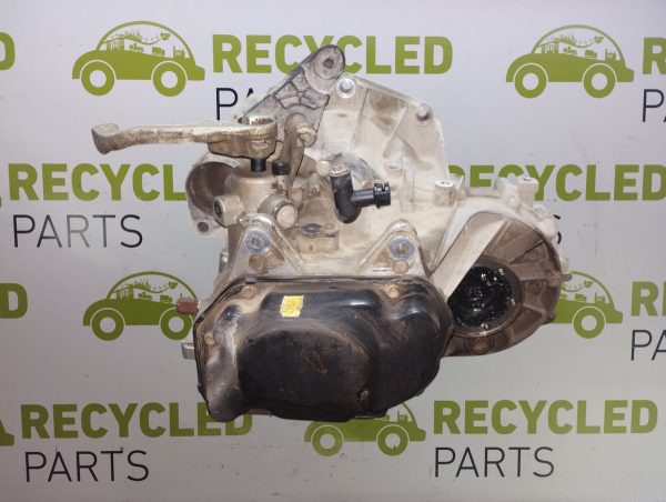 Caja De Velocidades Vw Suran 1.6 8v (06114901)