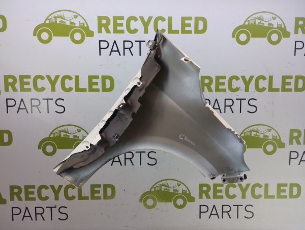 Guardabarro Izquierdo Fiat Cronos (06015898)