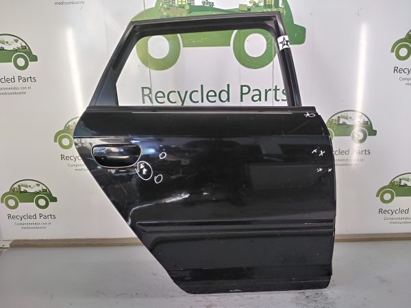 Puerta Trasera Derecha Audi A3 2da (03023508)
