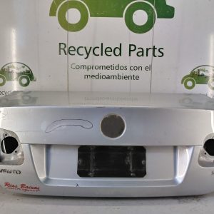 Tapa De Baul Vw Vento Lv (02914252)