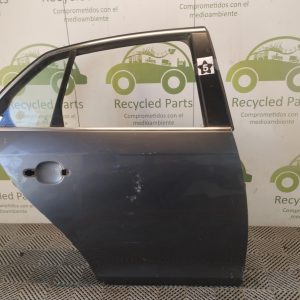 Puerta Trasera Derecha Vw Vento Lv (06120236)