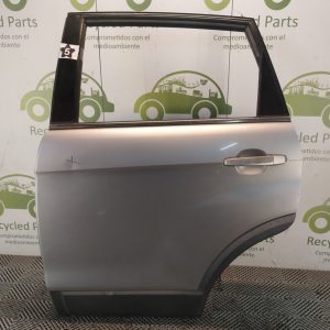 Puerta Trasera Izquierda Chevrolet Captiva (06038076)