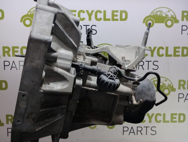 Caja De Velocidades Renault Sandero 1.6 16 H4m 06413800)