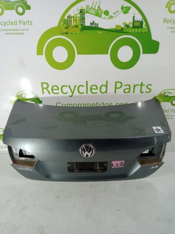 Tapa De Baul Vw Vento Li (03862331) Lp