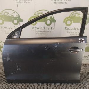 Puerta Delantera Izquierda Vw Vento Li (07184415)