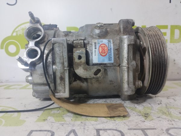 Compresor De A/a Peugeot 207 1.4 Hdi (04864706)