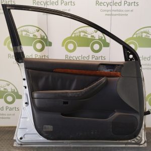 Puerta Delantera Izquierda Toyota Avensis (04619120)