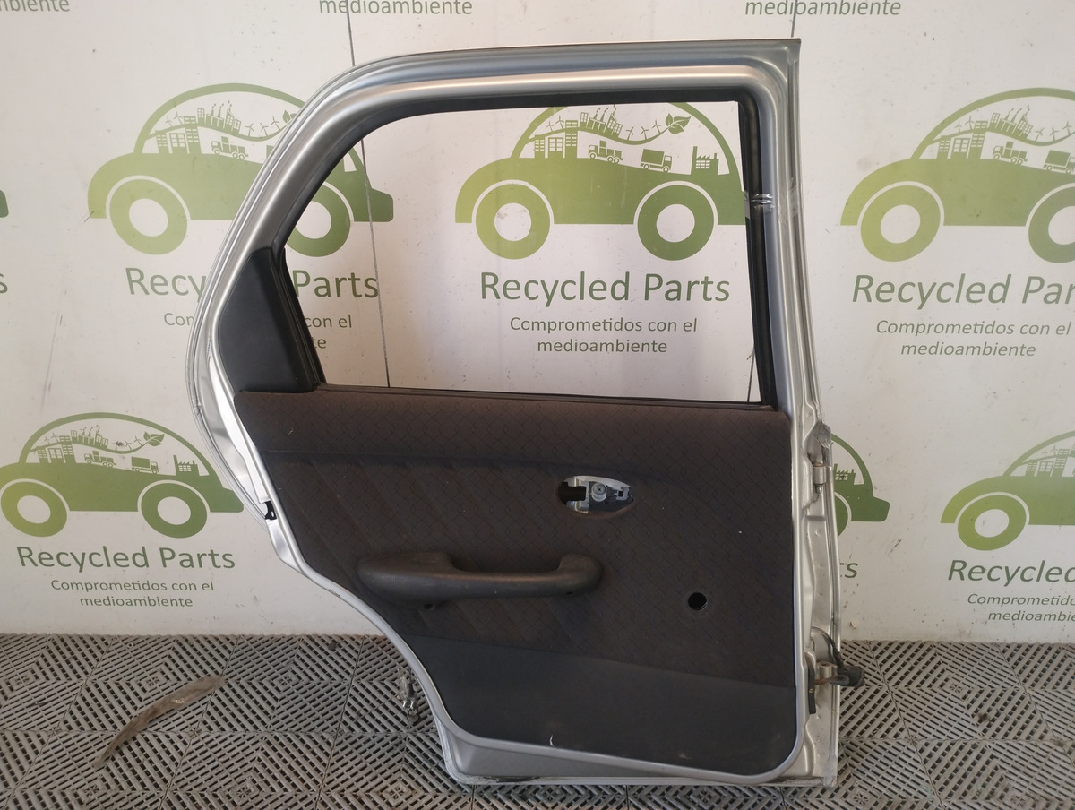 Puerta Trasera Izquierda Fiat Palio F1 (06483554)