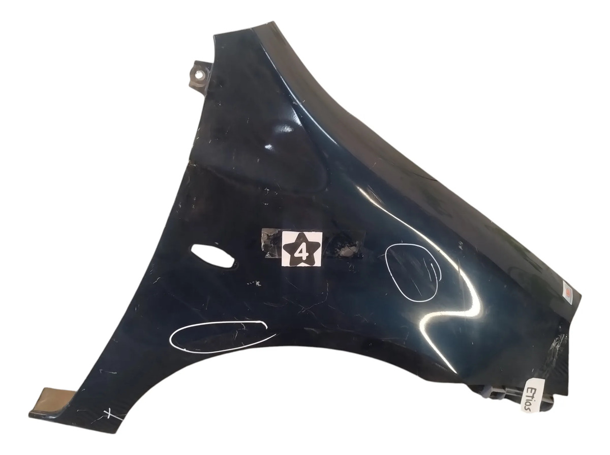Guardabarro Derecho Toyota Etios (05245186)