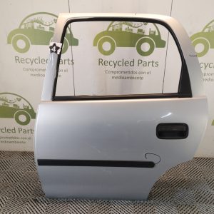 Puerta Trasera Izquierda Chevrolet Corsa (05884202)