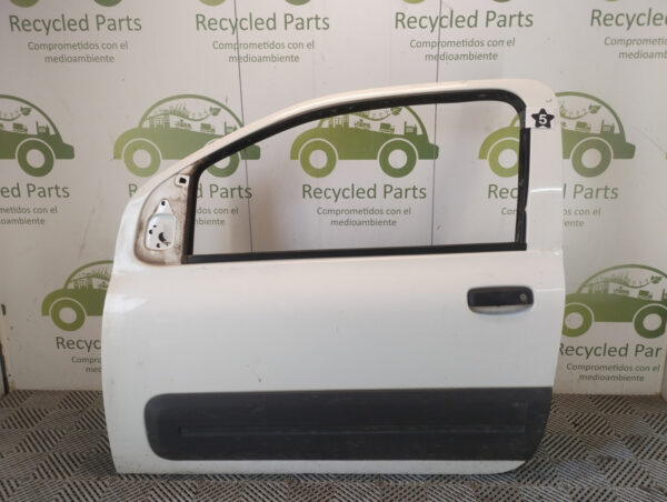 Puerta Delantera Izquierda Fiat Fiorino Novo (05931130)