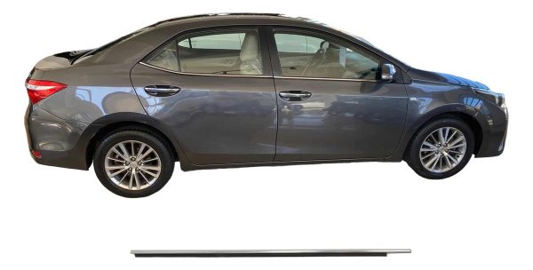 Coliza Cromada Puerta Del Der Toyota Corolla Original