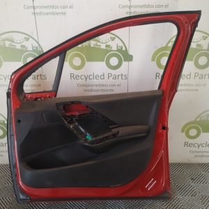 Puerta Delantera Derecha Peugeot 208 (06577355)