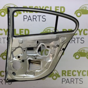 Puerta Trasera Derecha Renault Fluence (04701679) Lp