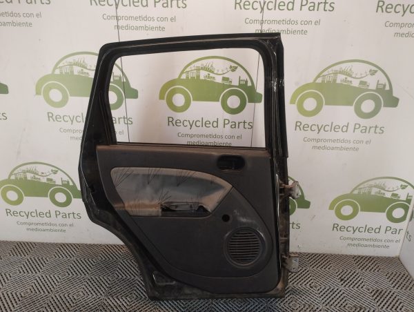 Puerta Trasera Izquierda Ford Fiesta Max (05429981)