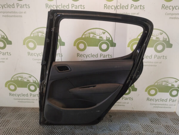 Puerta Trasera Derecha Peugeot 308 (06135859)
