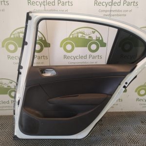 Puerta Trasera Derecha Peugeot 408 (06590043)