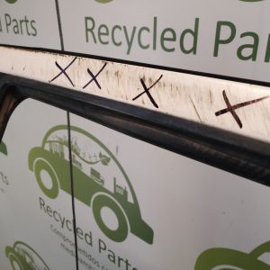 Puerta Trasera Izquierda Toyota Hilux Ln (04961915)