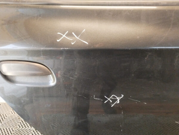 Puerta Trasera Derecha Chevrolet Prisma (04912381)