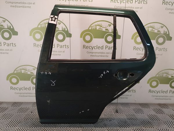 Puerta Trasera Izquierda Vw Golf Mk4 Mk5 (05290349)