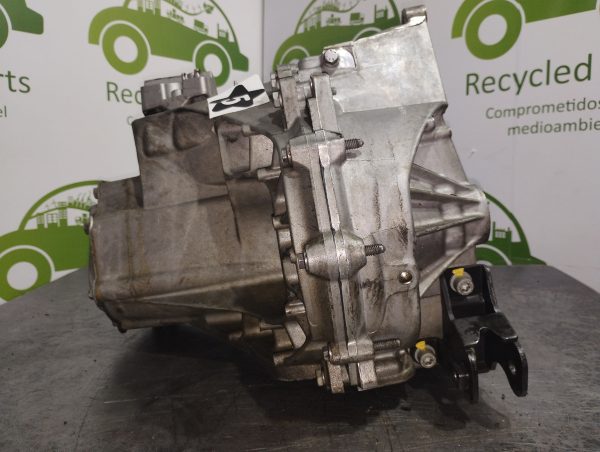 Caja De Velocidades Peugeot 208 1.6 16v Thp (04488396)