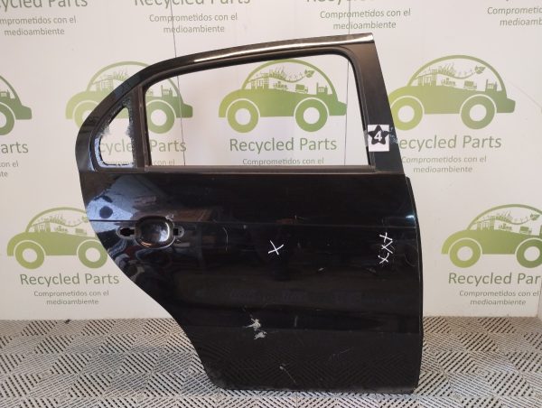Puerta Trasera Derecha Vw Gol Trend (04881243)