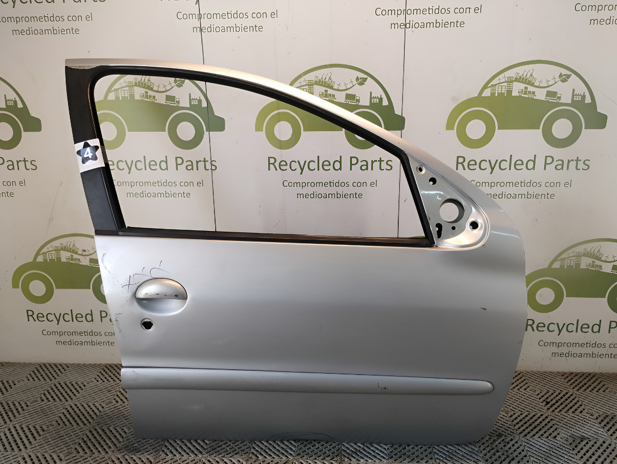 Puerta Delantera Derecha Peugeot 207 (05925868)