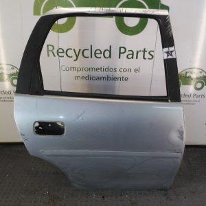 Puerta Trasera Derecha Chevrolet Corsa (04624751) Lp