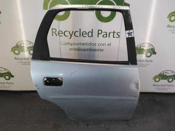 Puerta Trasera Derecha Chevrolet Corsa (04624751) Lp
