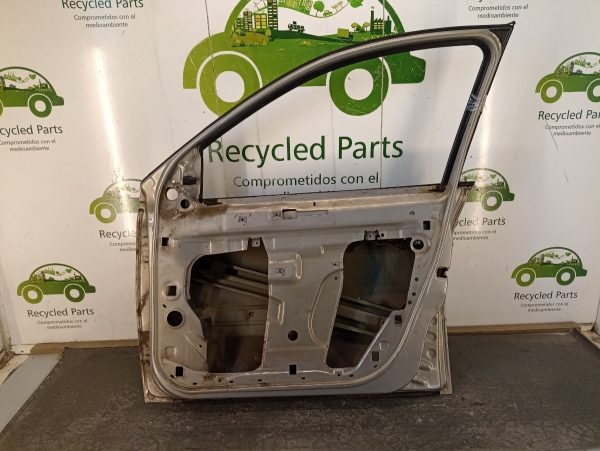 Puerta Delantera Derecha Reanult Megane 2 (04410483)