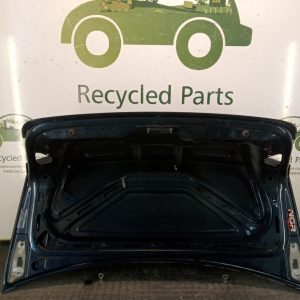 Tapa De Baul Vw Vento Lv (04524623)