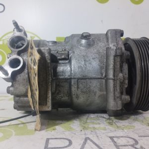 Compresor De A/a Peugeot 308 1.6 (05982524)