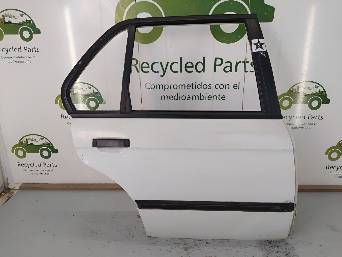 Puerta Trasera Derecha Bmw 316i (03285587)