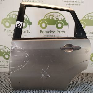 Puerta Trasera Izquierda Ford Focus 1 (04798656)