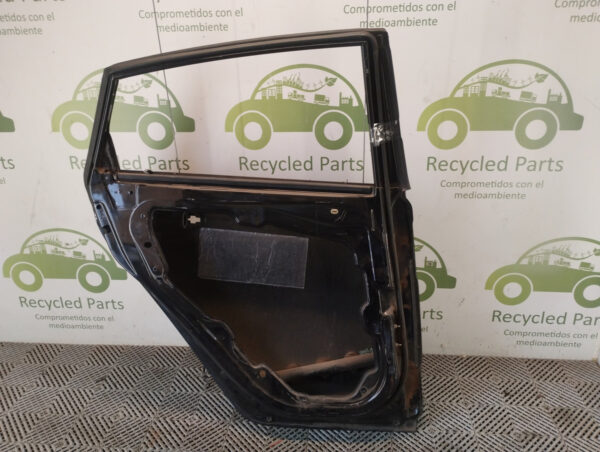 Puerta Trasera Izquierda Ford Fiesta Kd 5p (05078070)