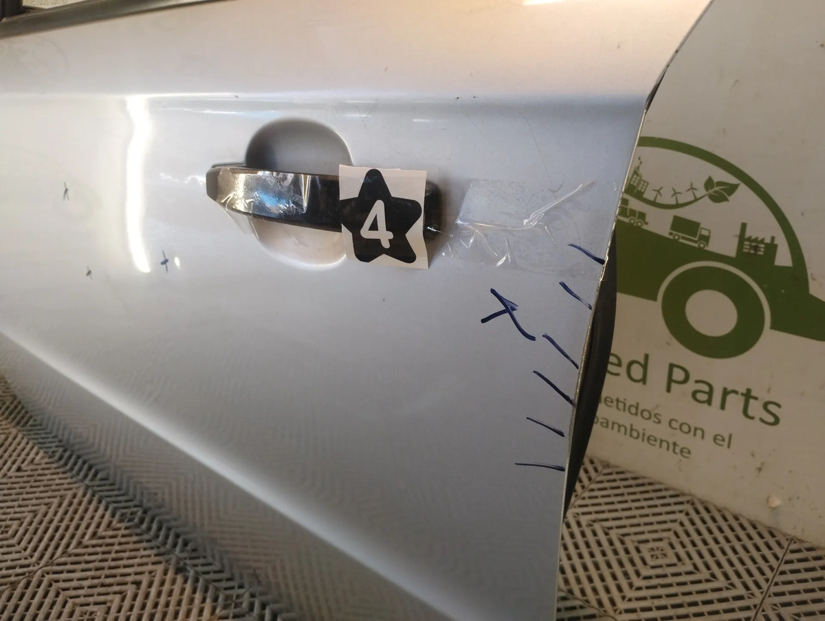 Puerta Delantera Izquierda Chevrolet Aveo (04944917)