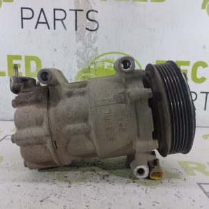 Compresor De A/a Citroen C3 1.6 (05674996)