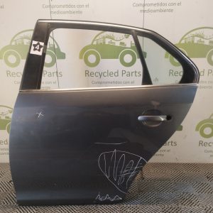 Puerta Trasera Izquierda Vw Vento Lv (06120235)