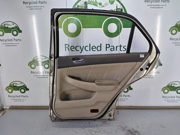 Puerta Trasera Derecha Honda Accord 7ma (03628211)