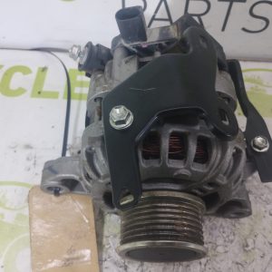 Alternador Toyota Hilux 2.4 (06061170)