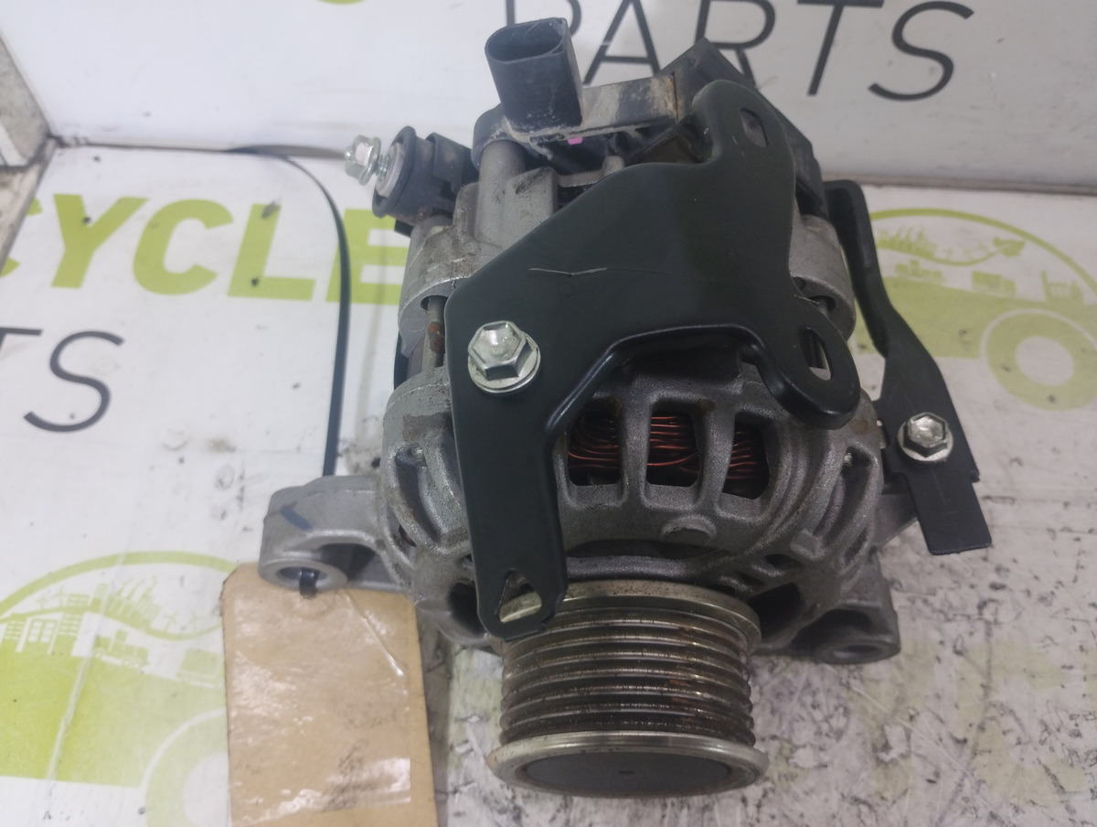 Alternador Toyota Hilux 2.4 (06061170)