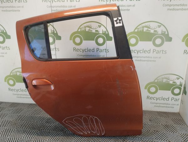 Puerta Trasera Derecha Renault Sandero Ln (05878742)