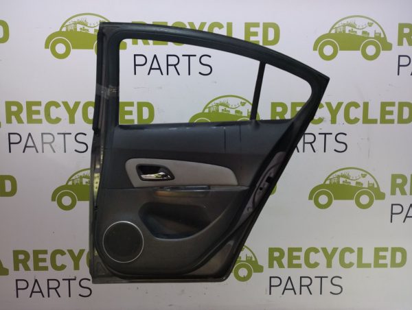Puerta Trasera Derecha Chevrolet Cruze 4p (05574761) Lp