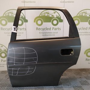 Puerta Trasera Izquierda Chevrolet Corsa (04950115)