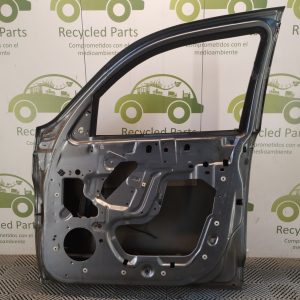Puerta Delantera Derecha Chrysler Pt Cruiser (05544446)
