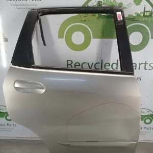 Puerta Trasera Derecha Honda Fit Li (03213200)