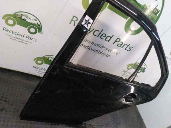 Puerta Trasera Izquierda Vw Bora (03281431) Lp