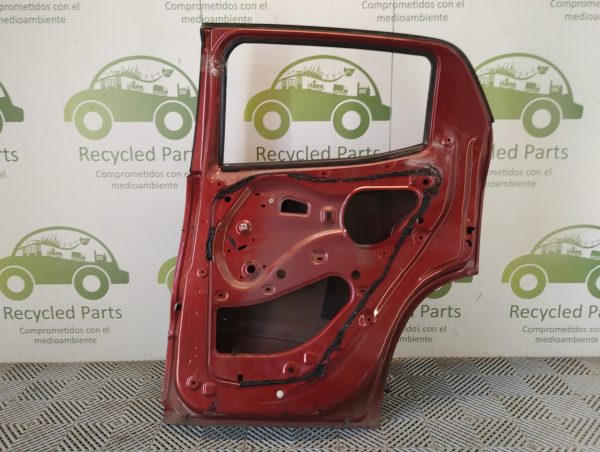 Puerta Trasera Derecha Renault Kwid (04940891)