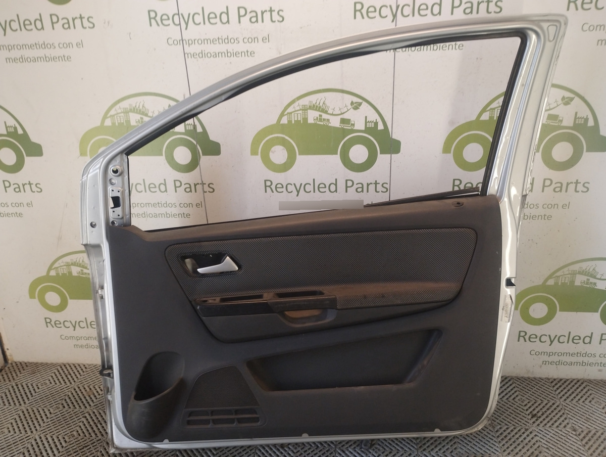 Puerta Delantera Derecha Vw Fox Ln 3p (05865102)